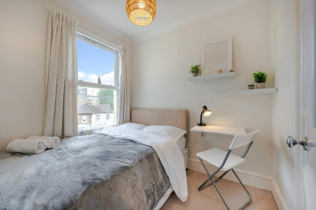 Cosy 2 Bed In Kensington Olympia Apartment London Bagian luar foto